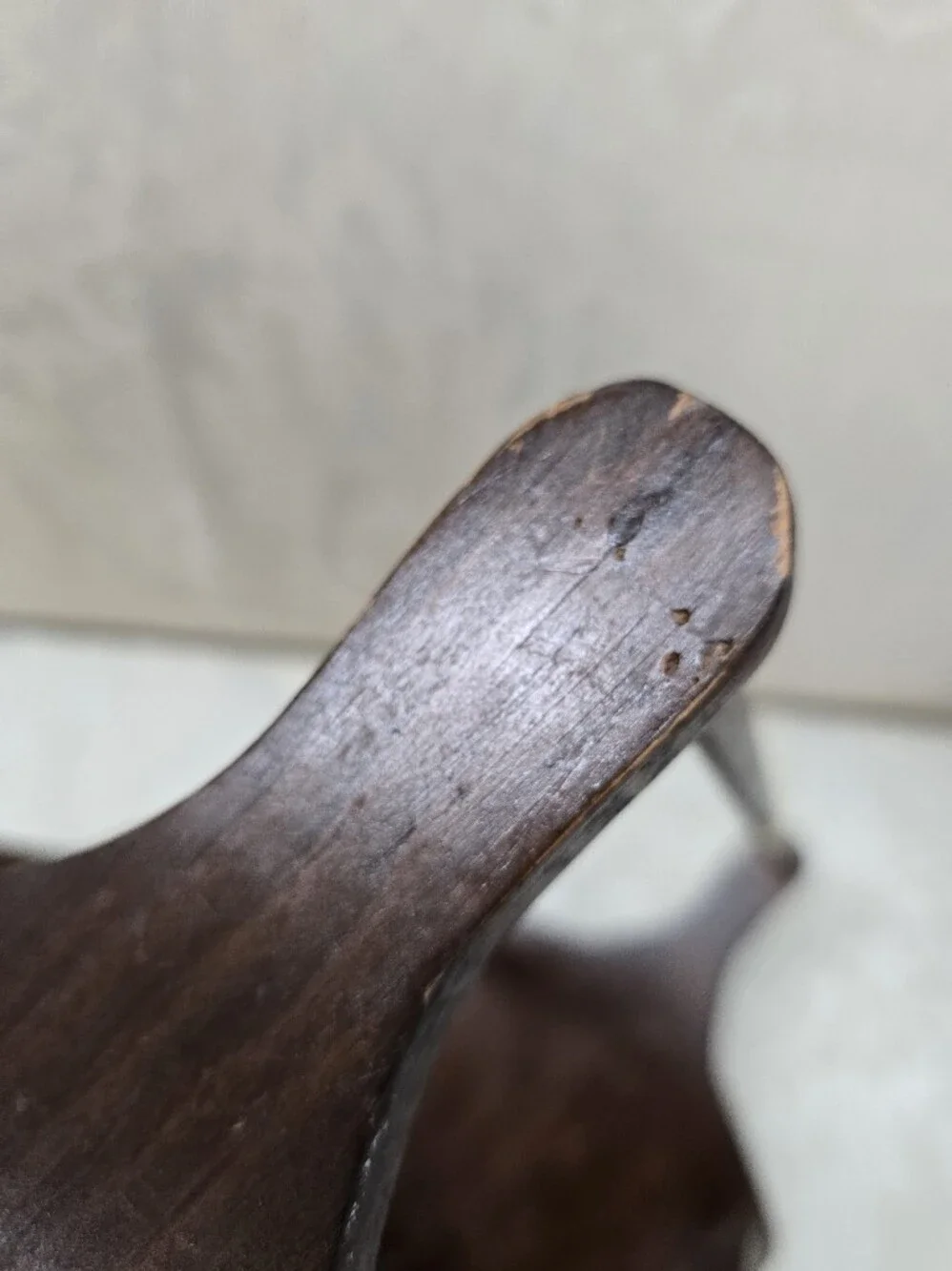 Vintage Spindle Magazine Rack Holder Rustic Americana Primitive Arts and Crafts